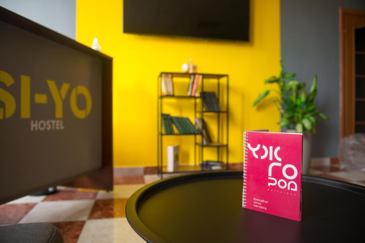 Si-Yo Hostel Uzjhorod Eksteriør billede