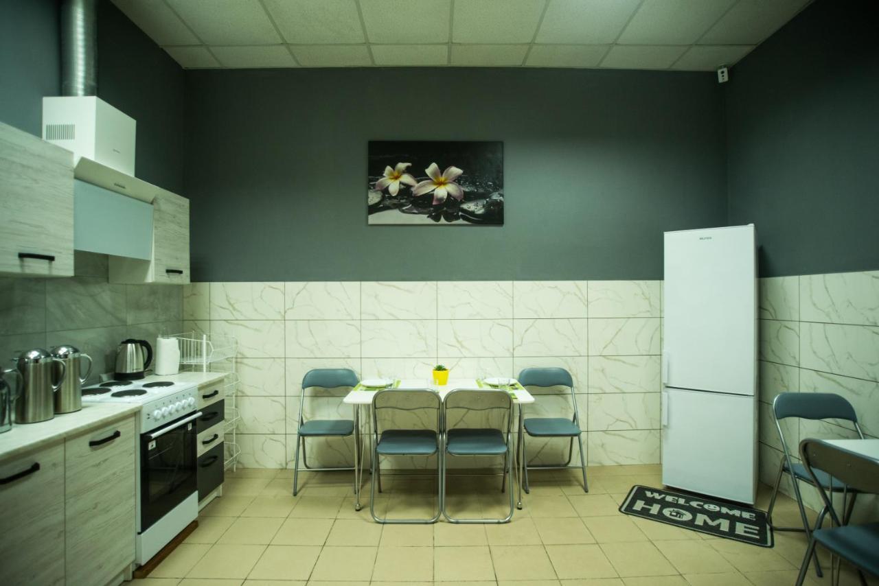 Si-Yo Hostel Uzjhorod Eksteriør billede