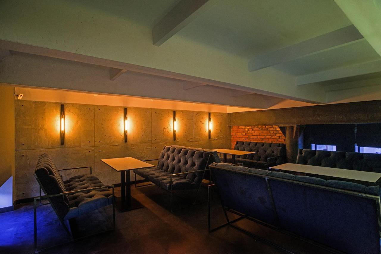 Si-Yo Hostel Uzjhorod Eksteriør billede
