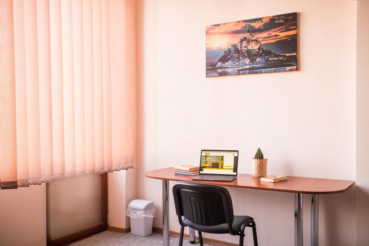Si-Yo Hostel Uzjhorod Eksteriør billede